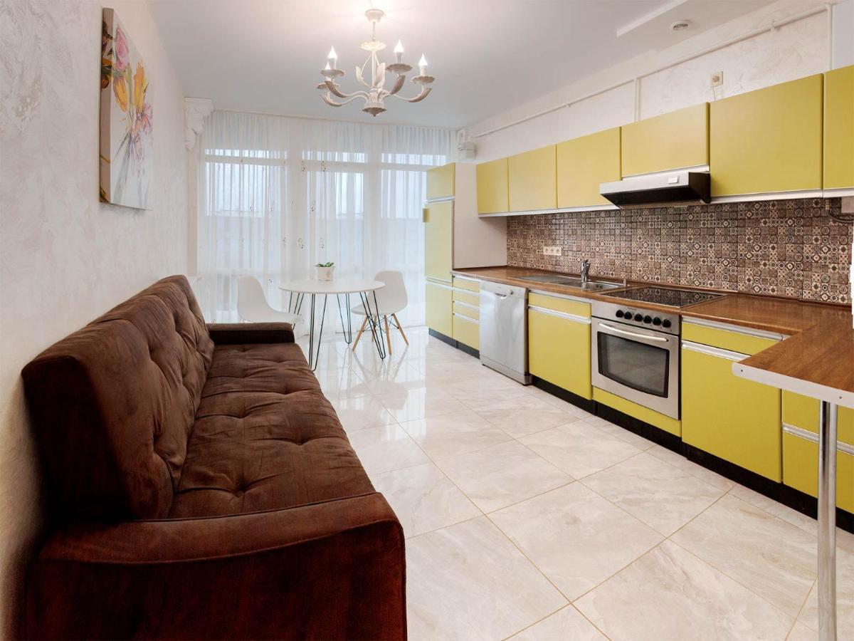 Apart Hotel Sweet Home Lviv Extérieur photo